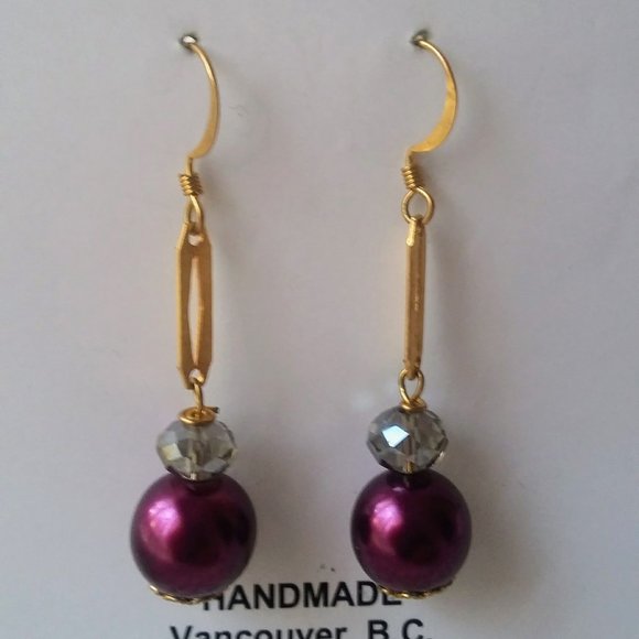 2/$25🌷SALE🌷Antique Vintage Wine Burgundy Crystal Gold Earrings